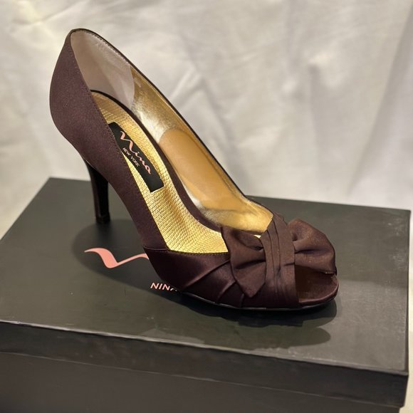 Nina (Forbes) - chocolate - Picture 1 of 5